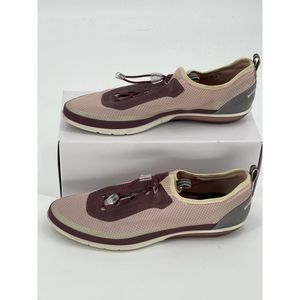 Ecco Sneakers Toggle Women's‎ Size 10 Pink Red